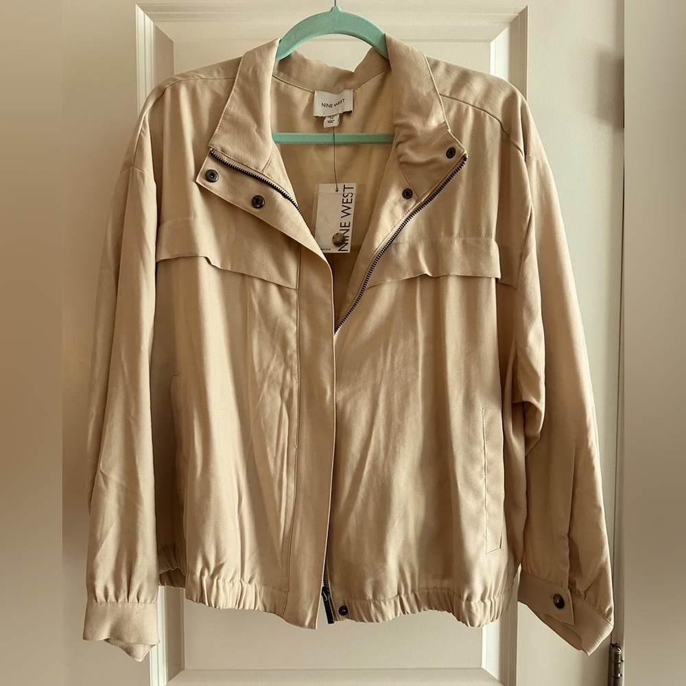 Nine West Drapped Bomber Jacket - Cream color Size 1X.